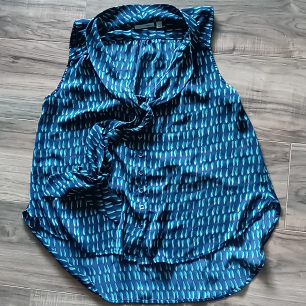 Tie front top